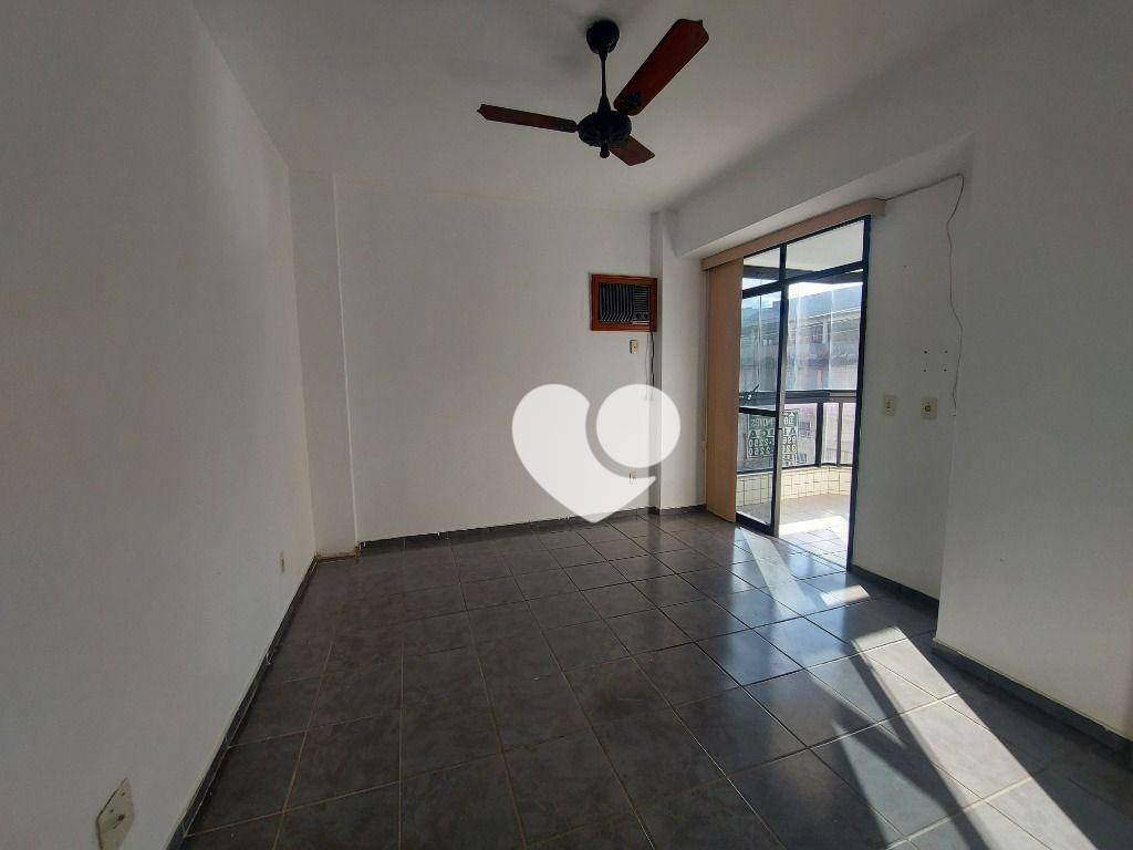 Apartamento à venda com 3 quartos, 110m² - Foto 15