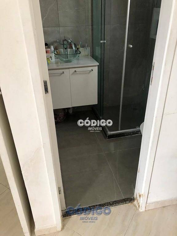 Apartamento à venda com 3 quartos, 77m² - Foto 25