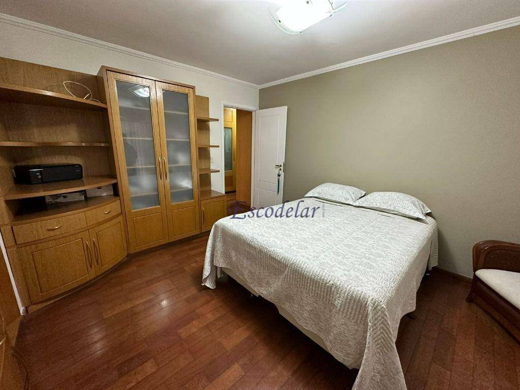 Sobrado à venda com 4 quartos, 370m² - Foto 13