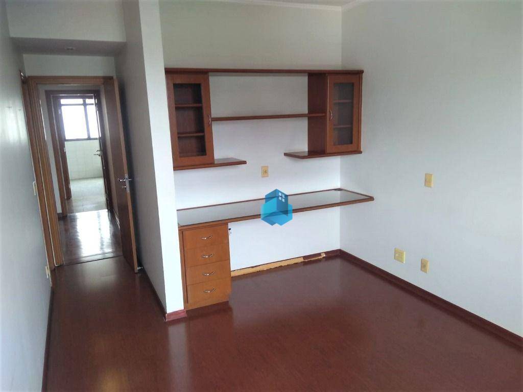 Apartamento à venda com 4 quartos, 245m² - Foto 24