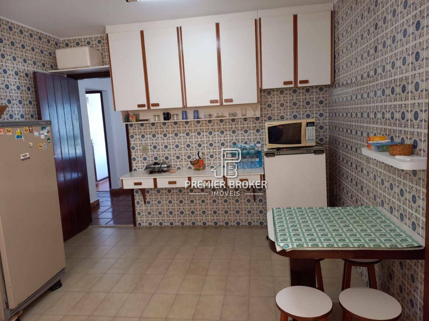 Casa à venda com 4 quartos, 200m² - Foto 56