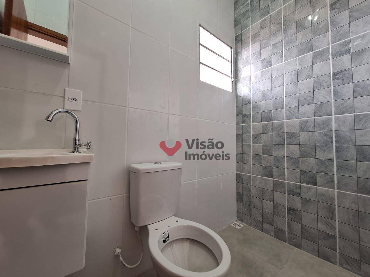 Casa à venda com 2 quartos, 60m² - Foto 21