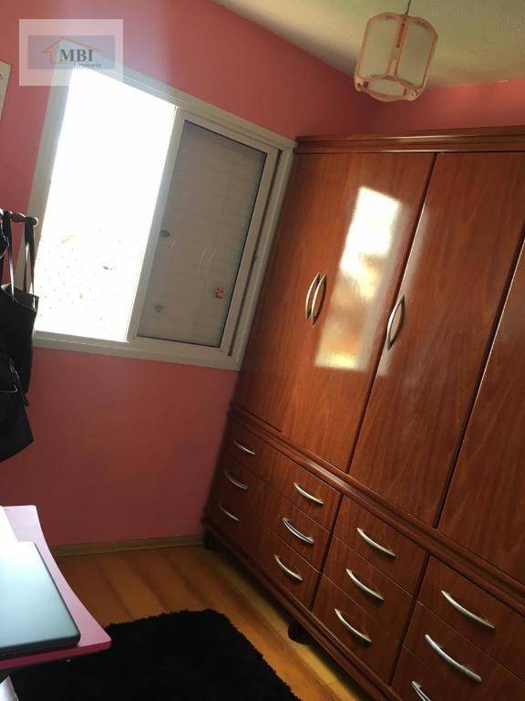 Apartamento à venda com 3 quartos, 63m² - Foto 2