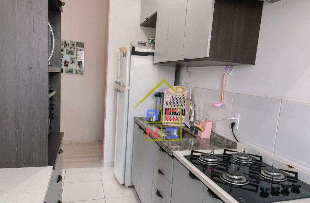 Apartamento à venda com 2 quartos, 48m² - Foto 8