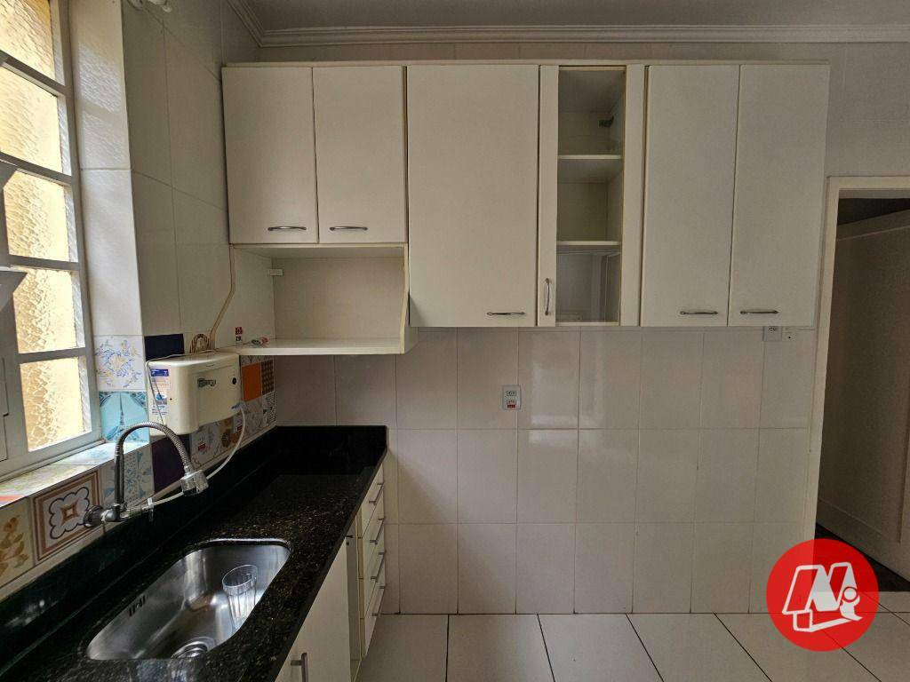 Apartamento para alugar com 2 quartos, 70m² - Foto 23