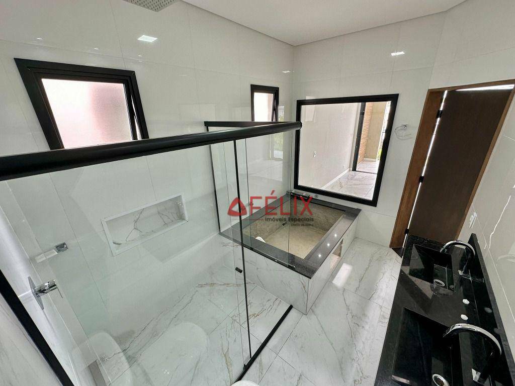 Sobrado à venda com 4 quartos, 323m² - Foto 47