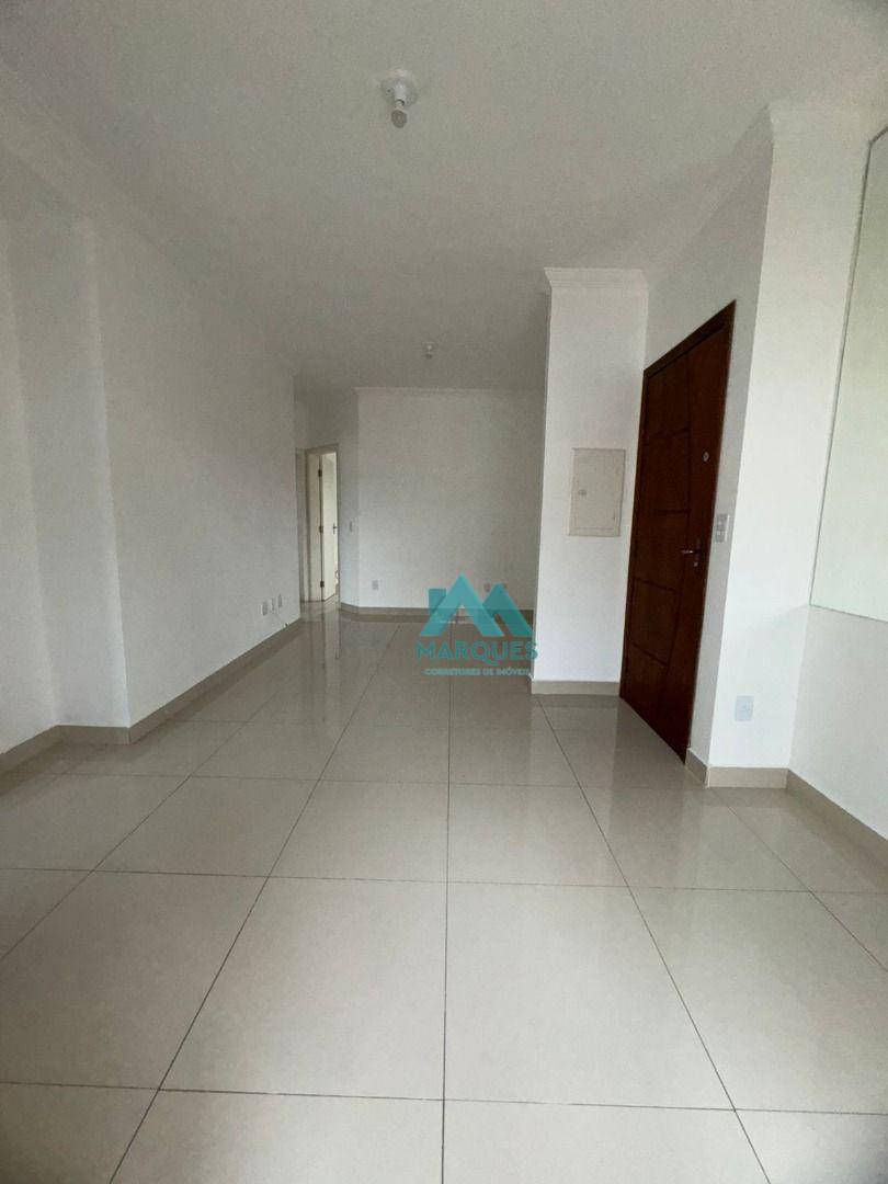 Apartamento à venda com 2 quartos, 68m² - Foto 26