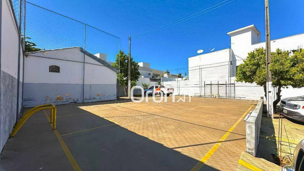 Sobrado à venda com 5 quartos, 317m² - Foto 29