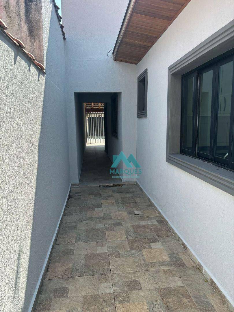 Casa à venda com 3 quartos, 110m² - Foto 13