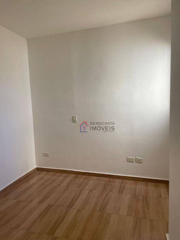 Apartamento à venda com 2 quartos, 37m² - Foto 20