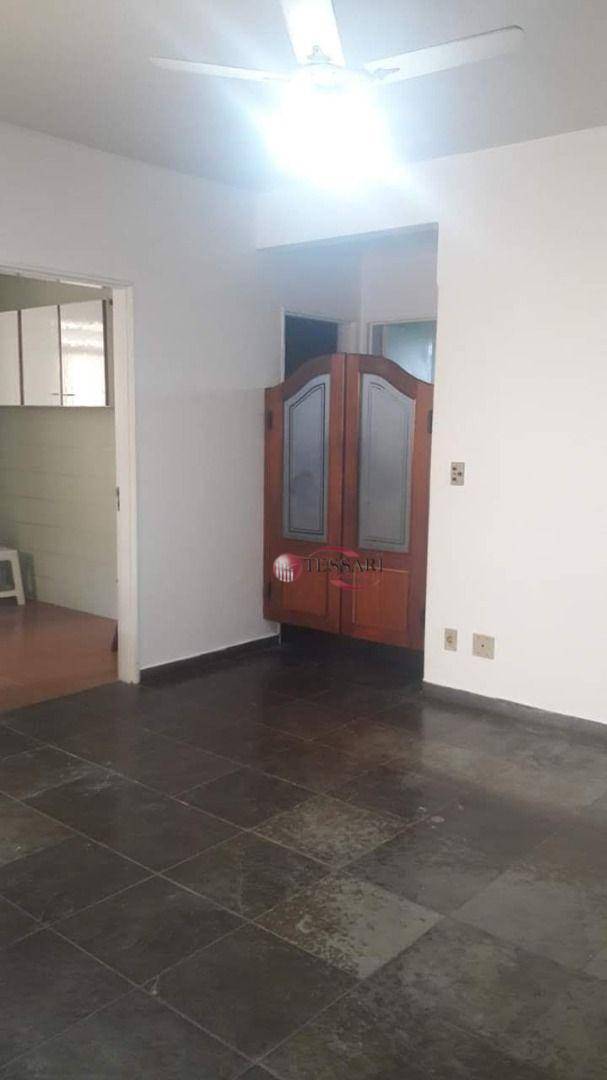 Apartamento para alugar com 2 quartos, 60m² - Foto 3