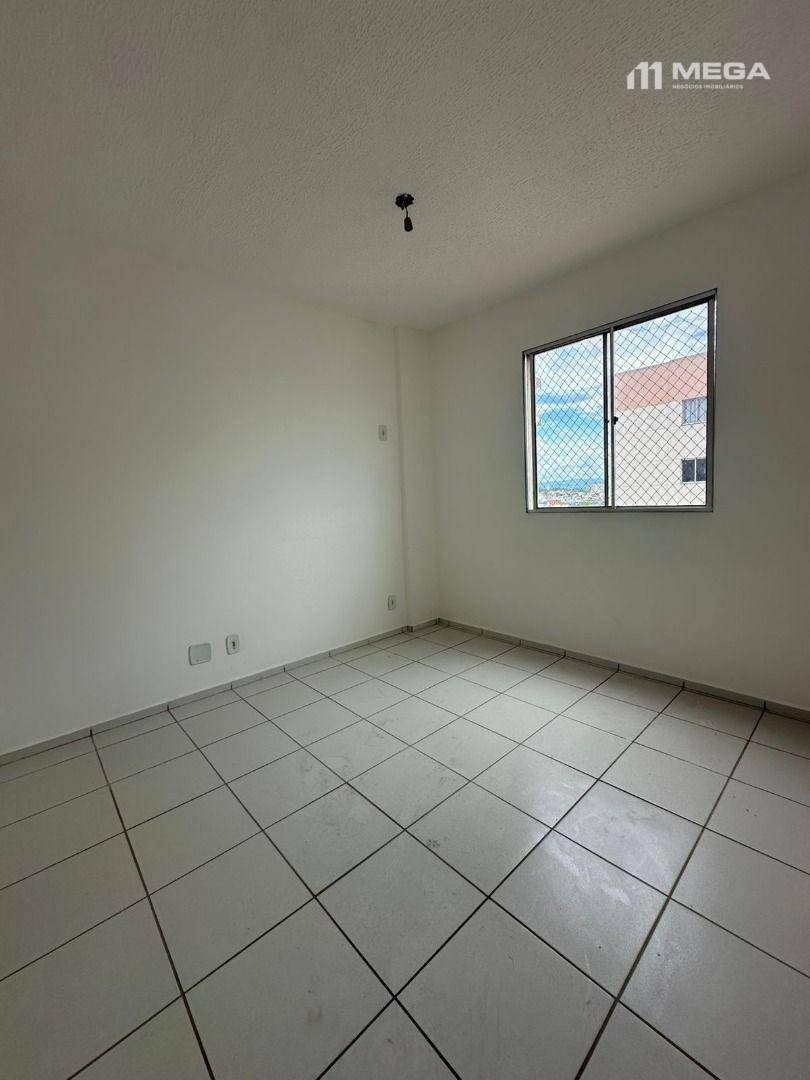 Apartamento à venda com 2 quartos, 60m² - Foto 7