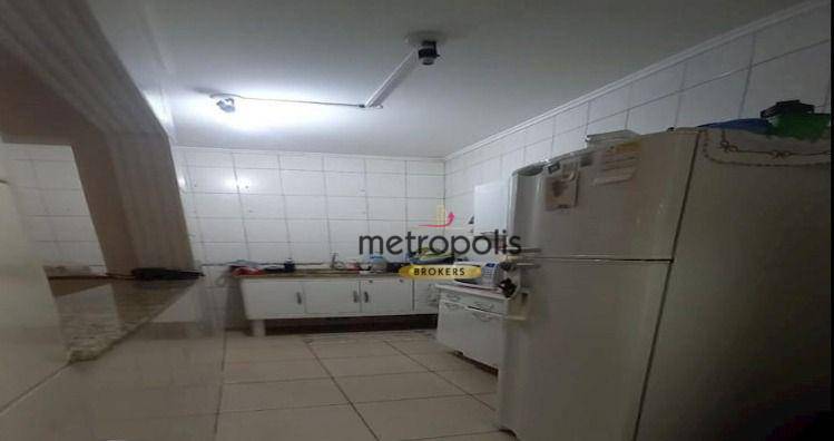 Apartamento à venda com 2 quartos, 70m² - Foto 4