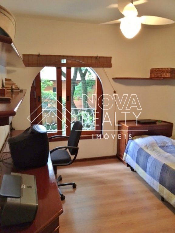 Apartamento à venda com 4 quartos, 218m² - Foto 8