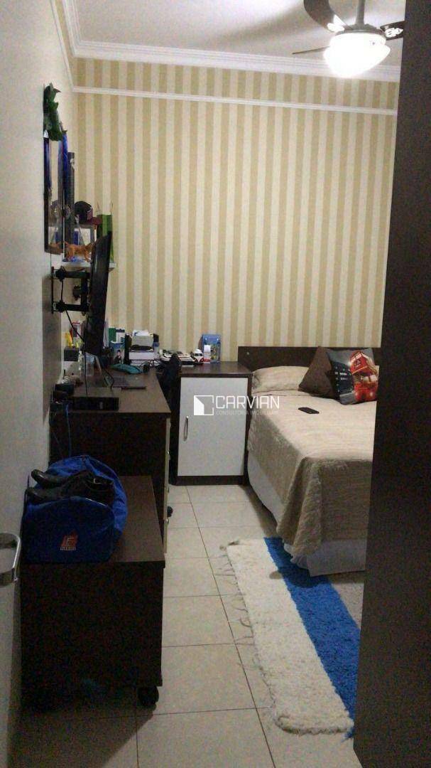 Casa à venda com 3 quartos, 342m² - Foto 16