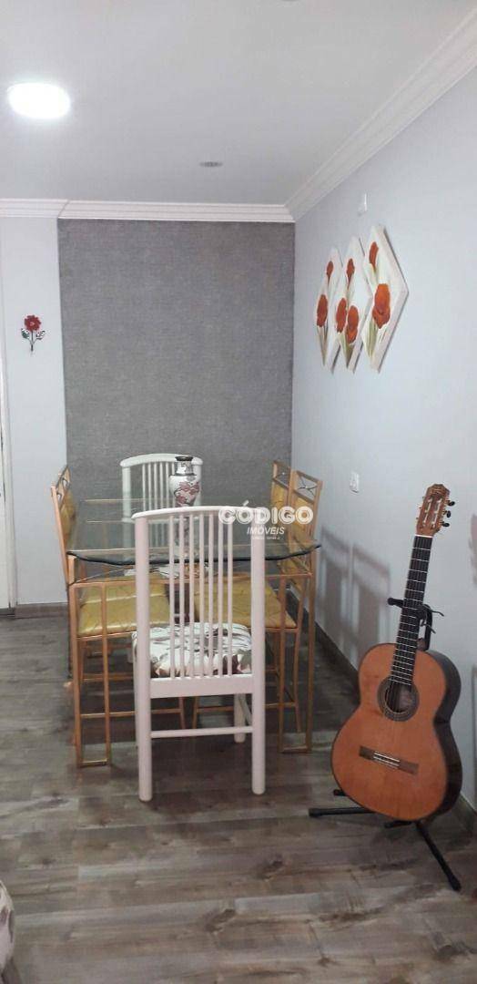 Apartamento à venda com 2 quartos, 60m² - Foto 3