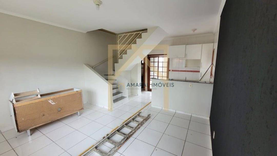 Casa de Condomínio à venda com 3 quartos, 90m² - Foto 2