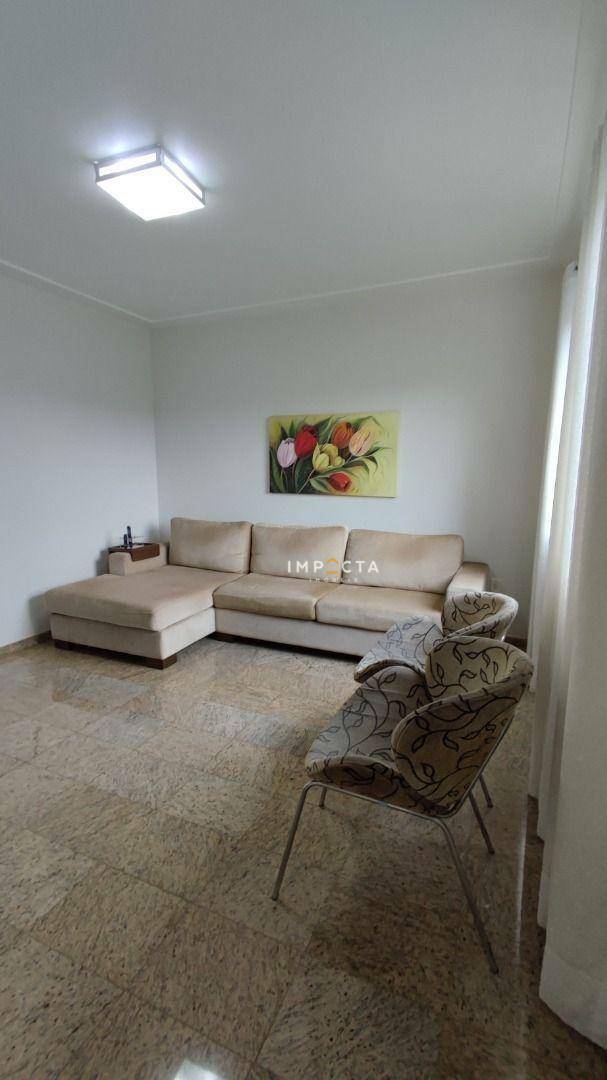 Casa à venda com 4 quartos, 330m² - Foto 22