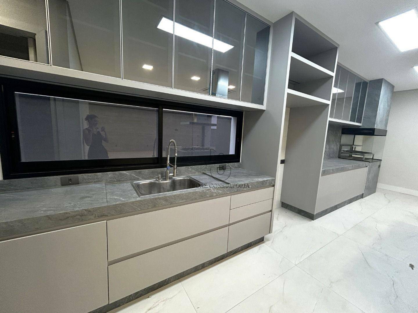 Casa de Condomínio à venda com 4 quartos, 376m² - Foto 8