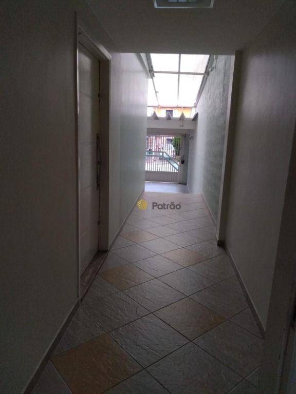 Sobrado à venda com 3 quartos, 318m² - Foto 30