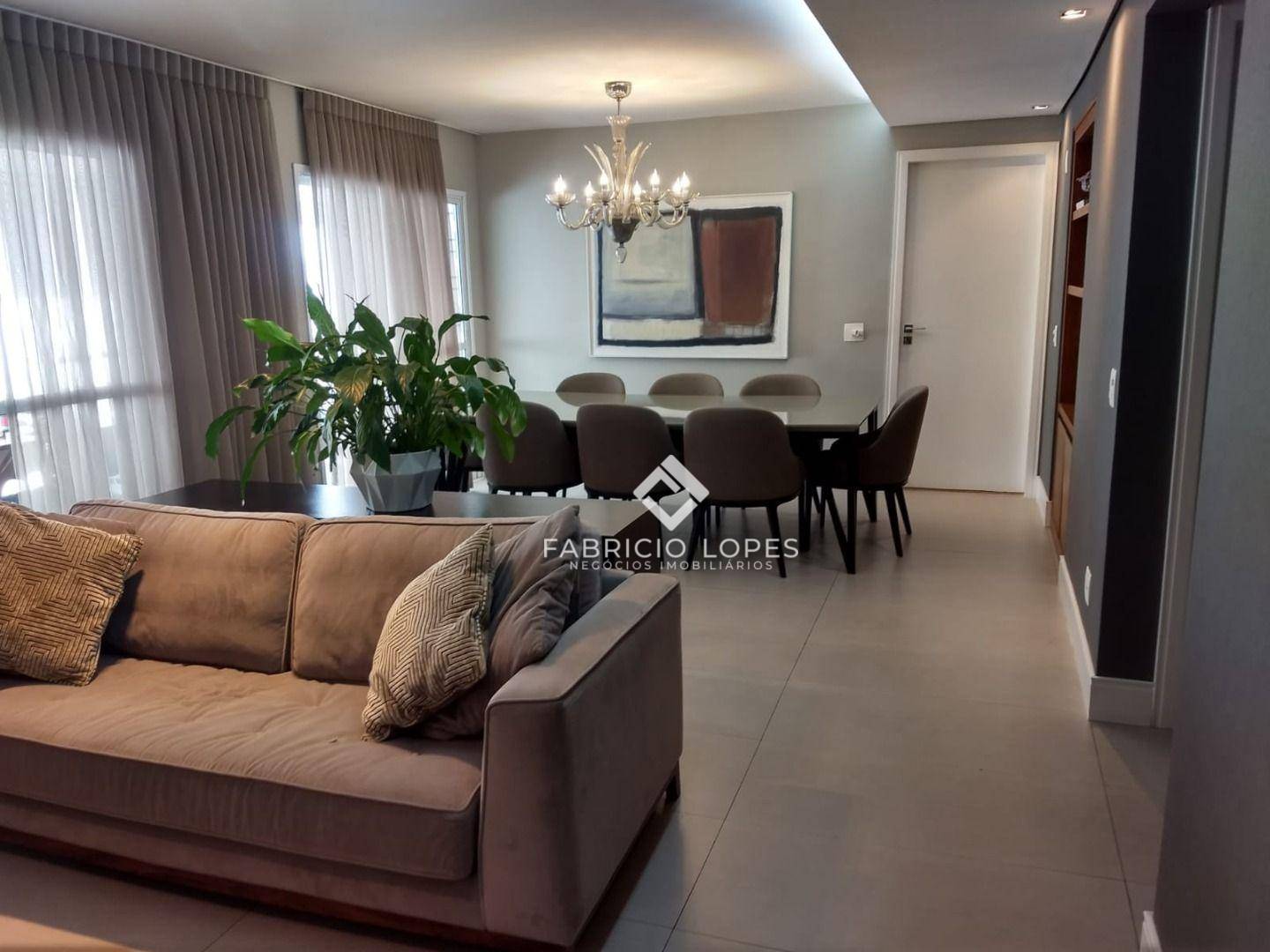 Apartamento à venda com 3 quartos, 167m² - Foto 1