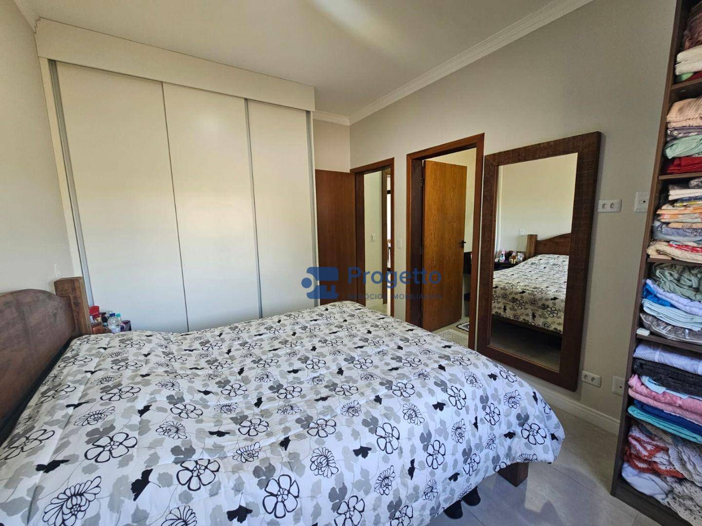 Casa de Condomínio à venda com 3 quartos, 203m² - Foto 11