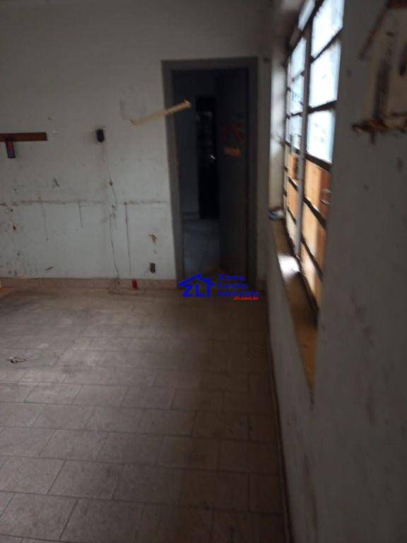 Sobrado à venda com 5 quartos, 150m² - Foto 5