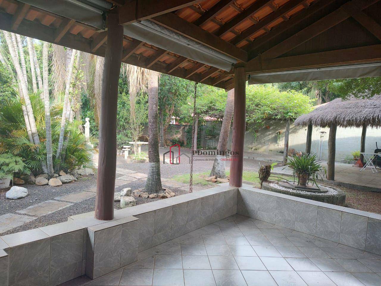 Casa para alugar com 3 quartos, 372m² - Foto 12