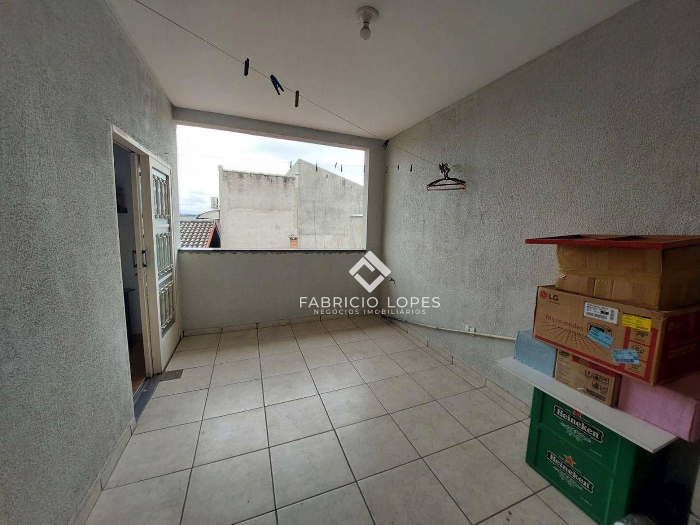 Casa à venda com 3 quartos, 206m² - Foto 13