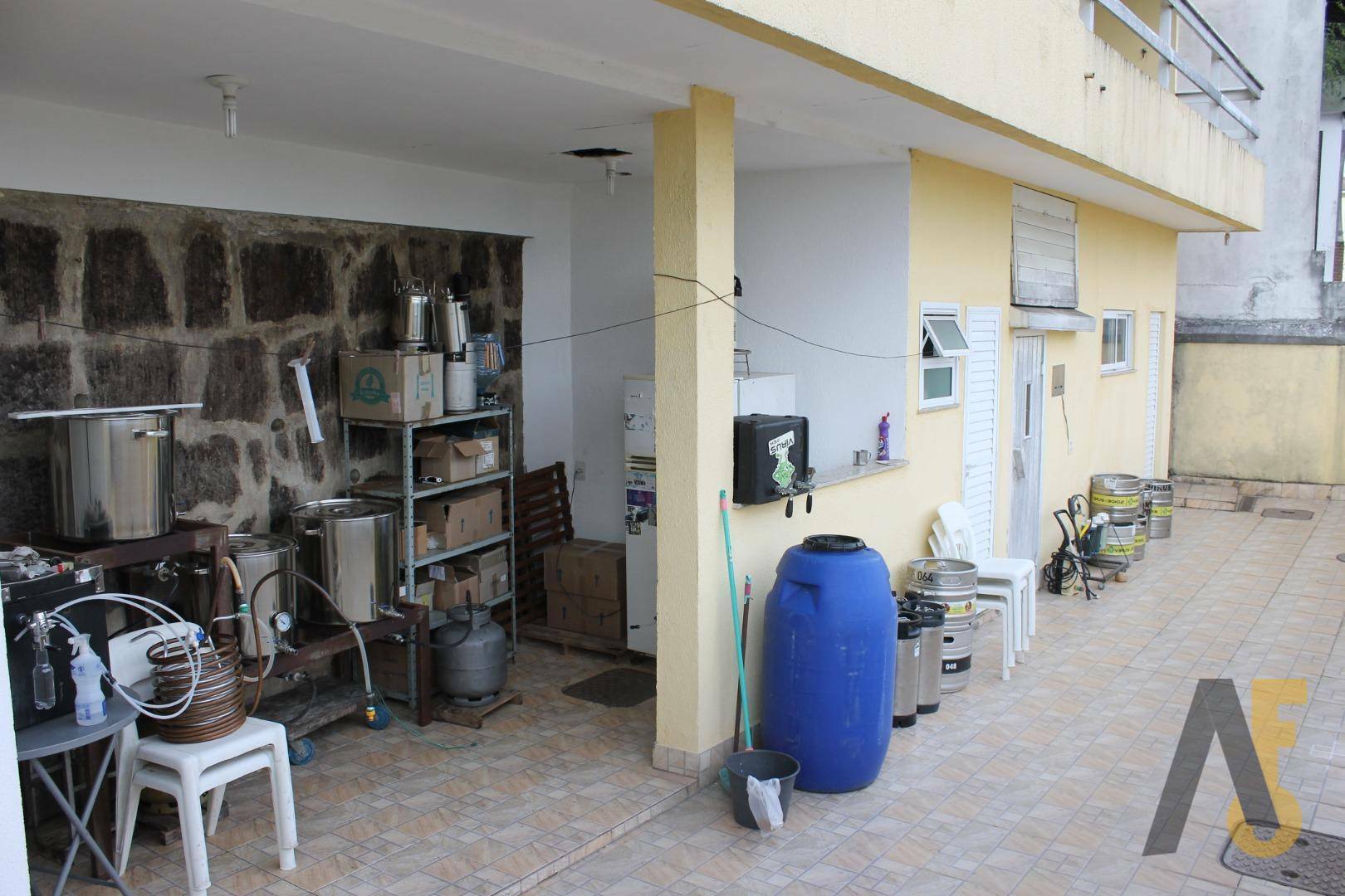 Casa à venda com 3 quartos, 169m² - Foto 19