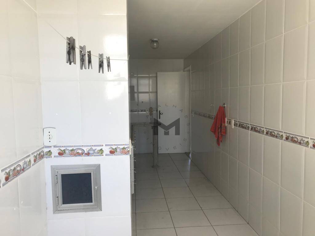 Cobertura à venda com 3 quartos, 200m² - Foto 7