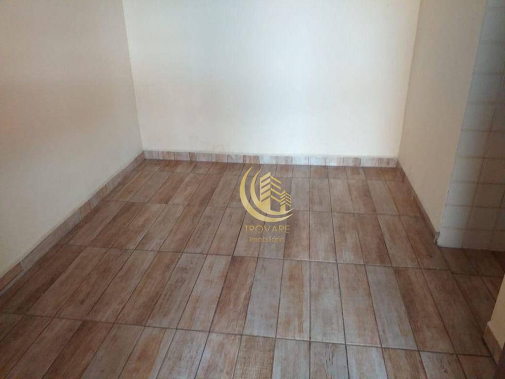 Casa à venda com 1 quarto, 100m² - Foto 3