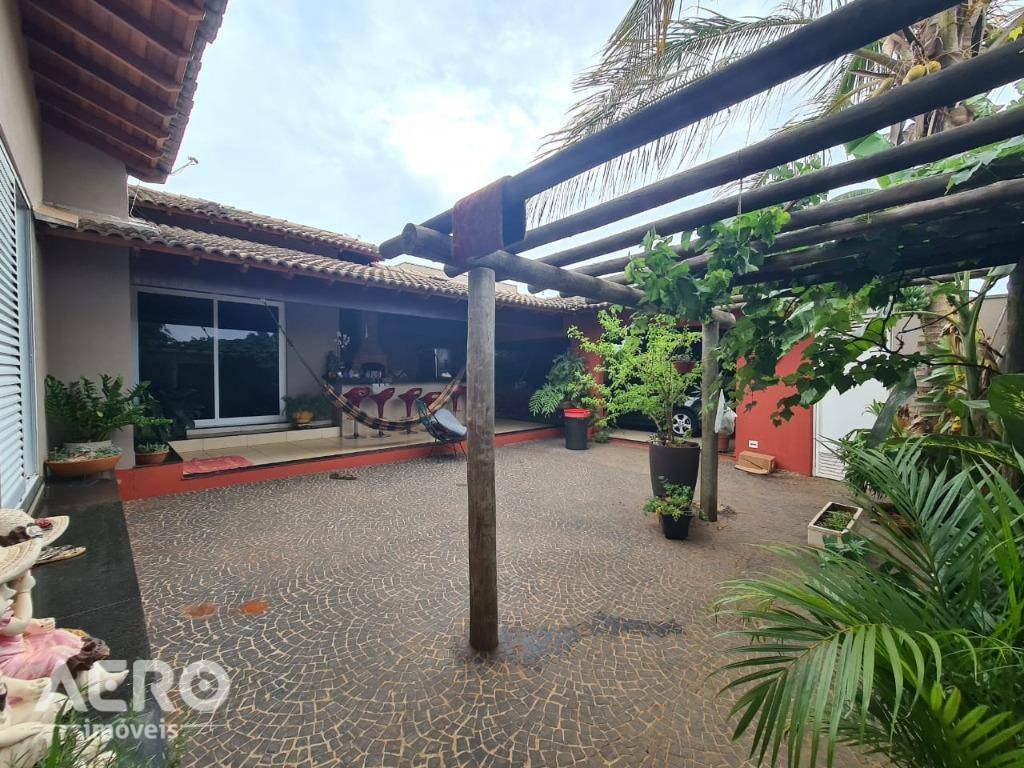 Casa de Condomínio à venda com 3 quartos, 205m² - Foto 5