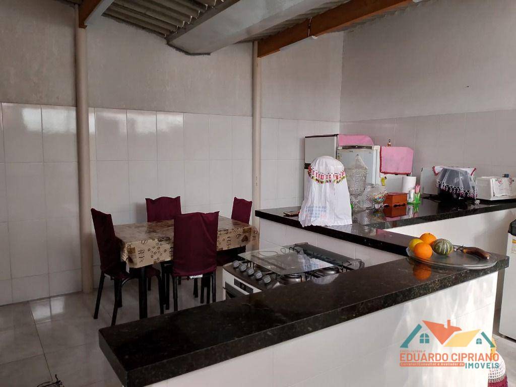 Casa à venda com 2 quartos, 51m² - Foto 15