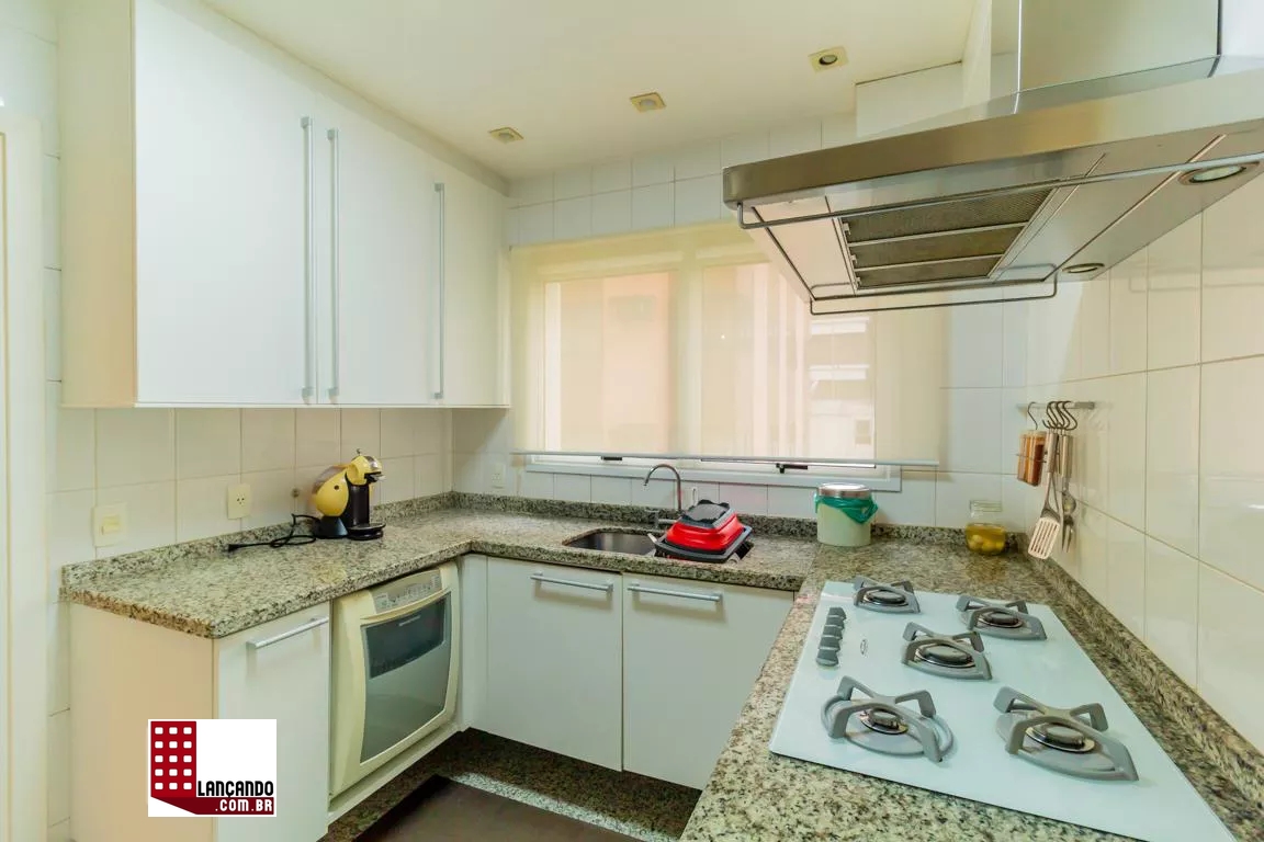 Apartamento à venda com 3 quartos, 245m² - Foto 4