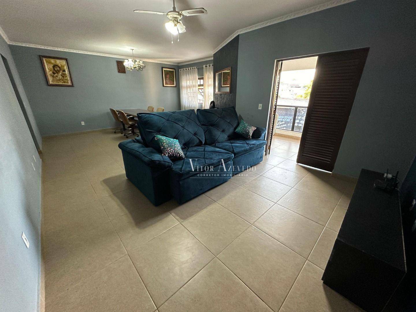 Casa à venda com 3 quartos, 500m² - Foto 3