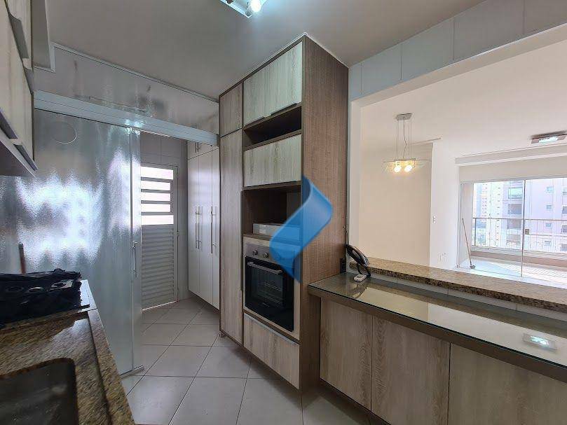 Apartamento para alugar com 3 quartos, 90m² - Foto 14