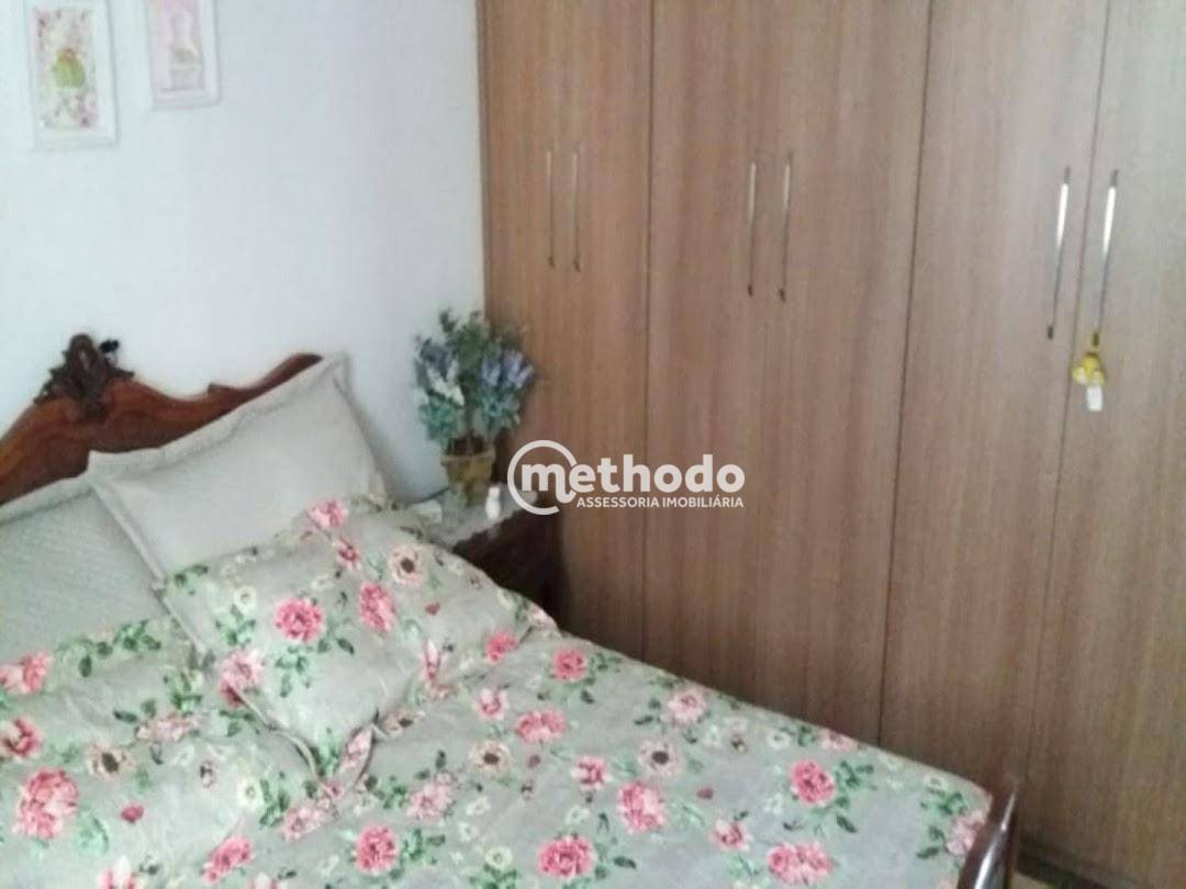 Casa à venda com 4 quartos, 330m² - Foto 14