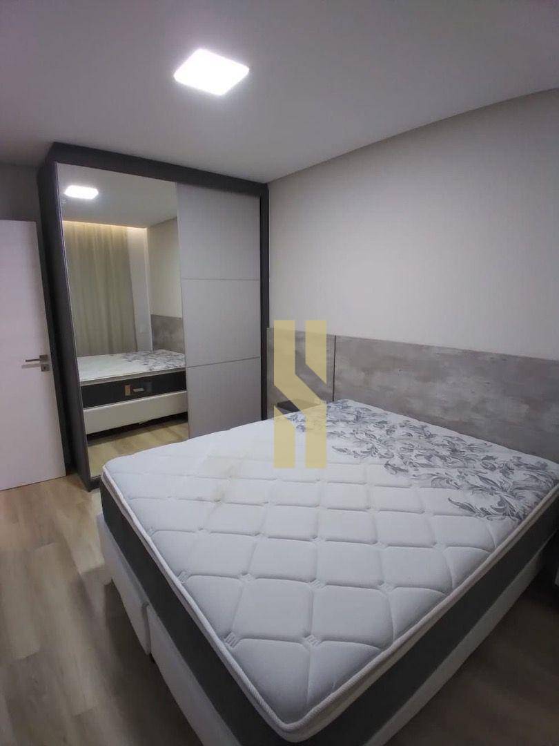 Apartamento à venda com 3 quartos, 138m² - Foto 8