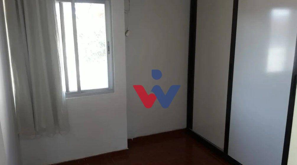 Apartamento à venda com 3 quartos, 50m² - Foto 1