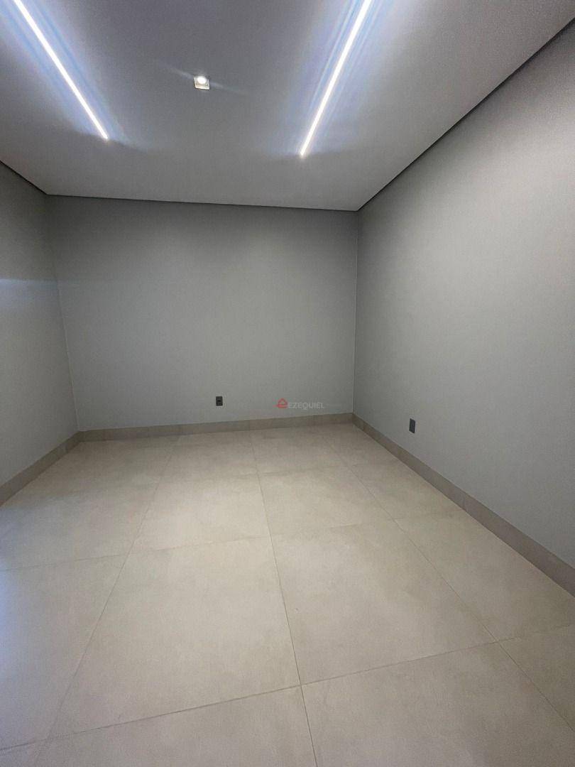 Casa de Condomínio à venda com 3 quartos, 331m² - Foto 18