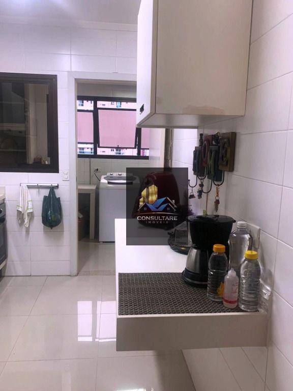 Apartamento à venda com 3 quartos, 219m² - Foto 42