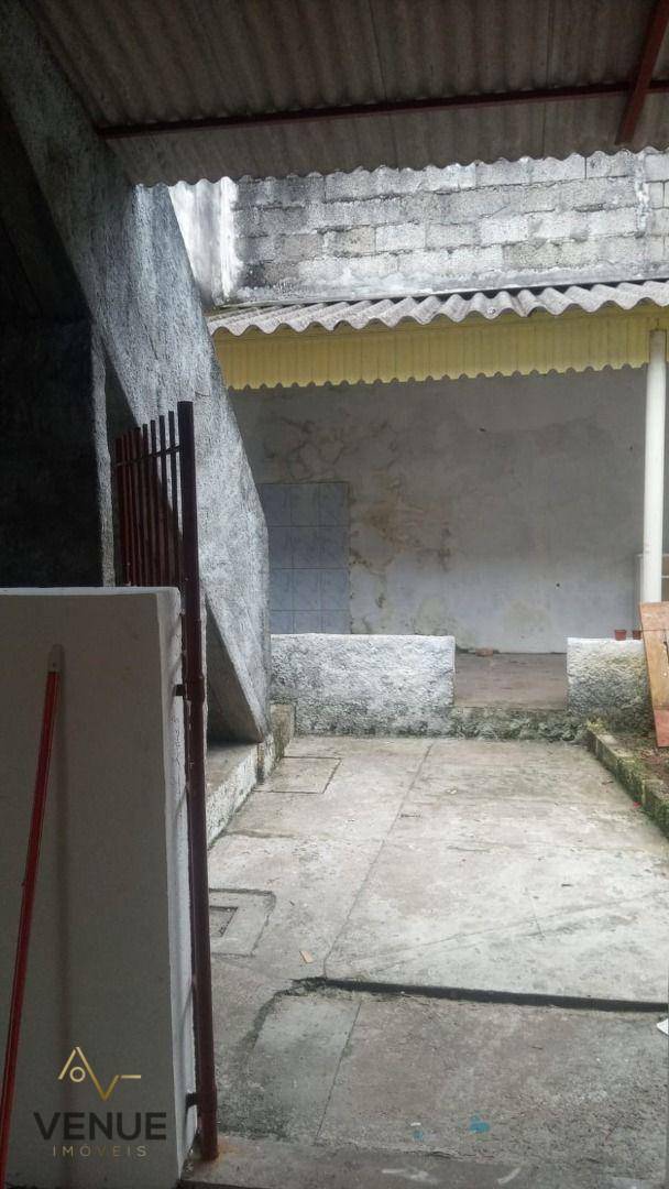 Casa à venda com 3 quartos, 250m² - Foto 20