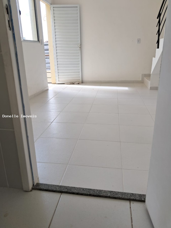 Casa de Condomínio para alugar com 2 quartos, 53m² - Foto 3