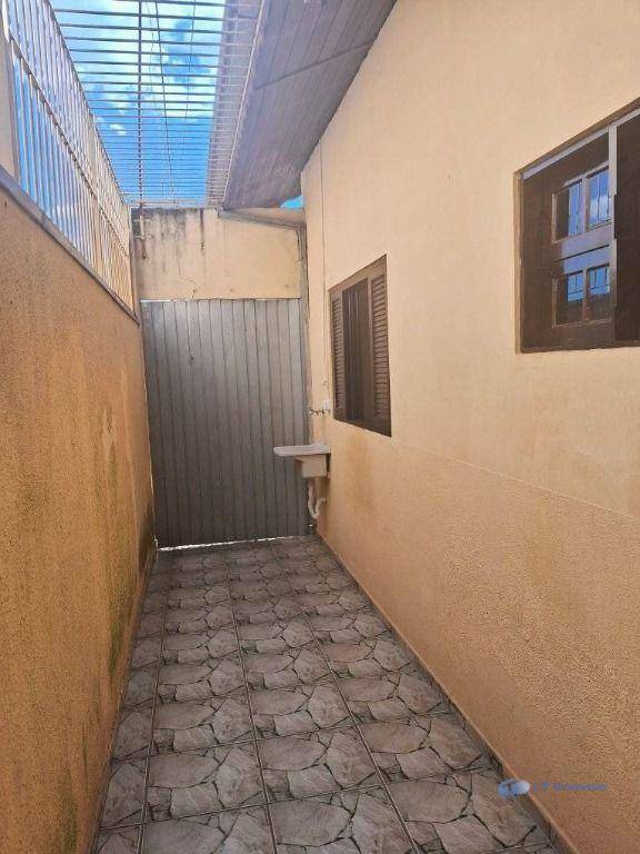 Sobrado para alugar com 2 quartos, 89m² - Foto 4