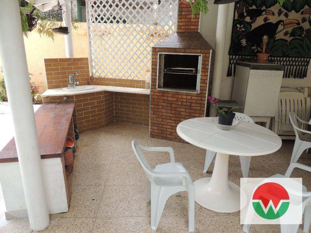 Casa à venda e aluguel com 4 quartos, 400m² - Foto 45