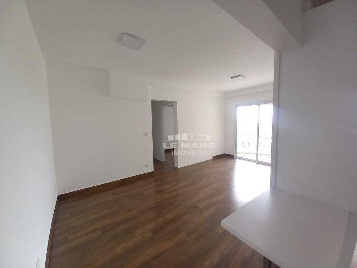 Apartamento à venda com 3 quartos, 79m² - Foto 4