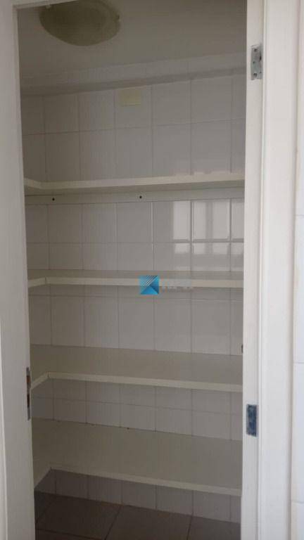 Apartamento para alugar com 3 quartos, 102m² - Foto 16