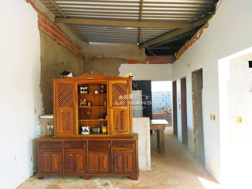 Chácara à venda com 2 quartos, 160m² - Foto 18