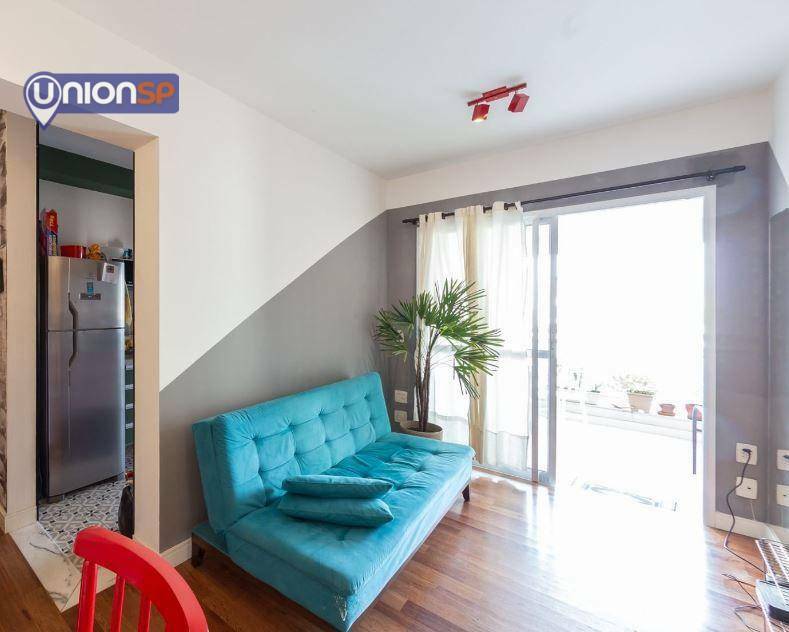 Apartamento à venda com 2 quartos, 65m² - Foto 2